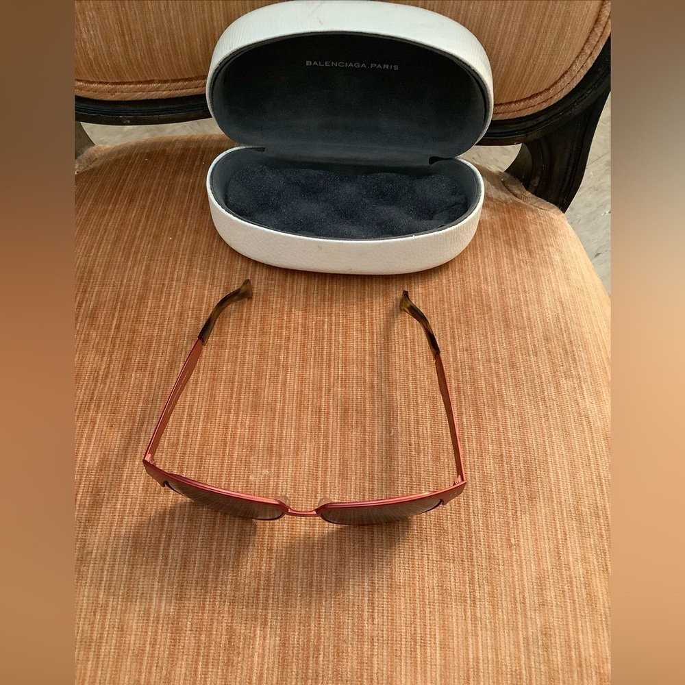 Balenciaga BAL0011S Red Shiny Women Sunglasses Out Of Stock​​​​​​ - Picture 8 of 16